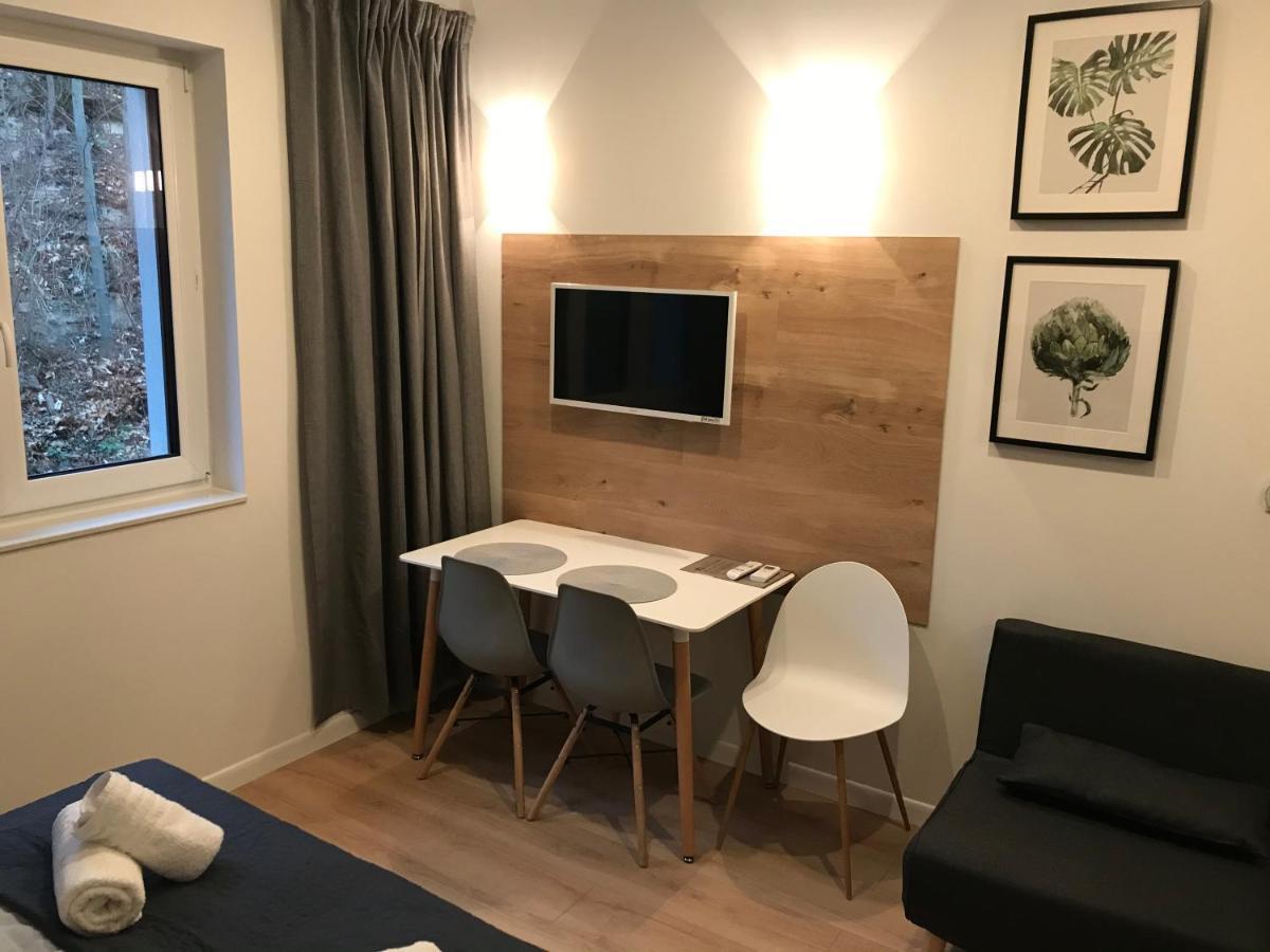 Apartamenty Pod Zamkiem W Janowcu Яновец Екстериор снимка